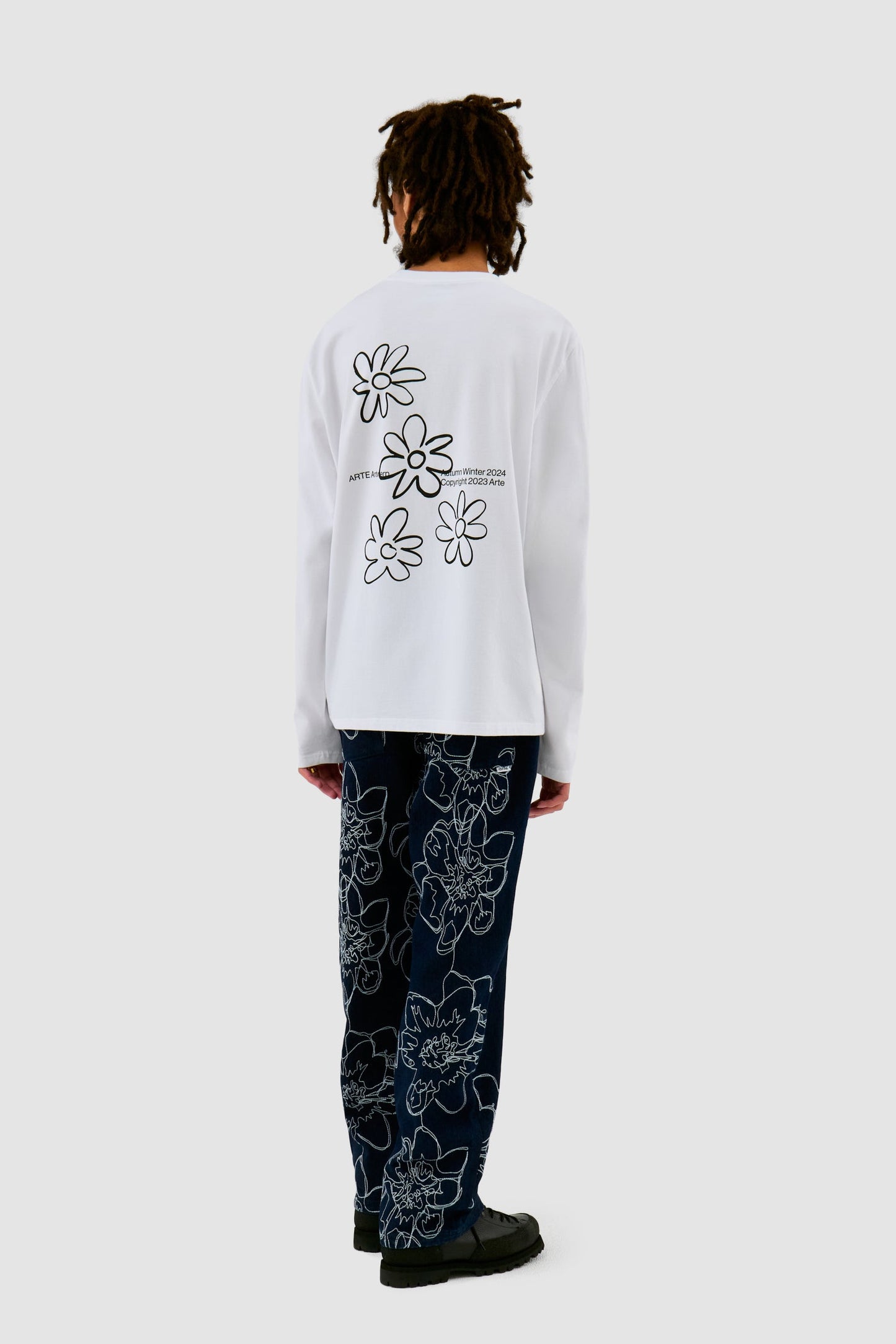 FLOWERS BACK LONGSLEEVE